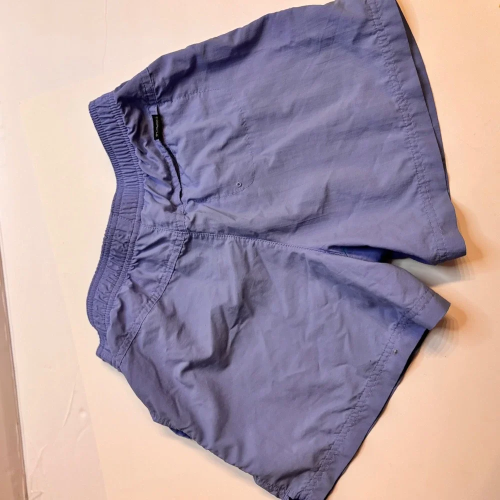Columbia women's‎ Light Blue Athletic Shorts S Elastic Waist Drawstring Pockets